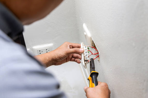 Best Licensed Electrician  in Forsyth, IL